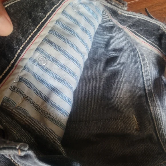 Men's Levi Shorts, sz 36 - Picture 4 of 9